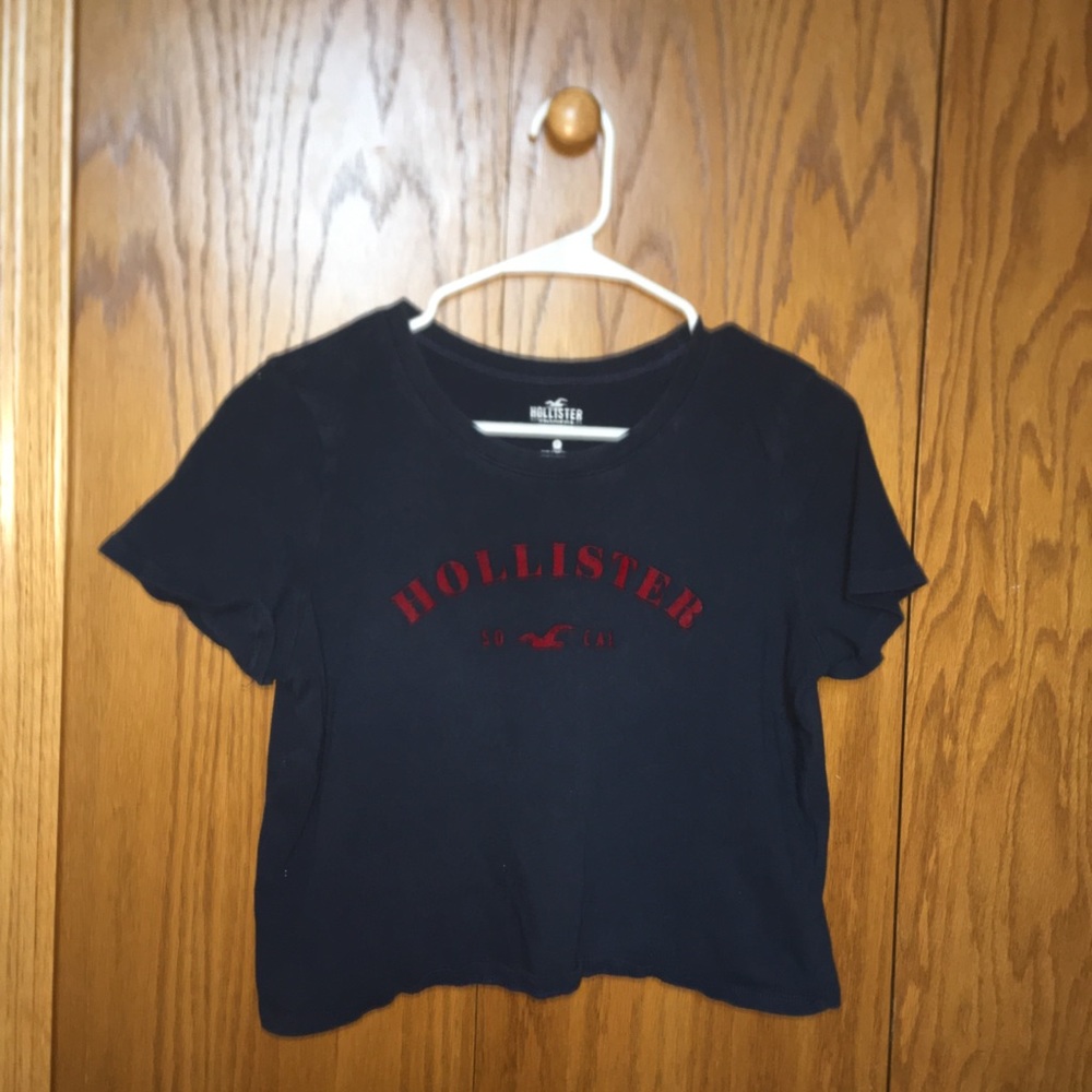 cropped hollister tee